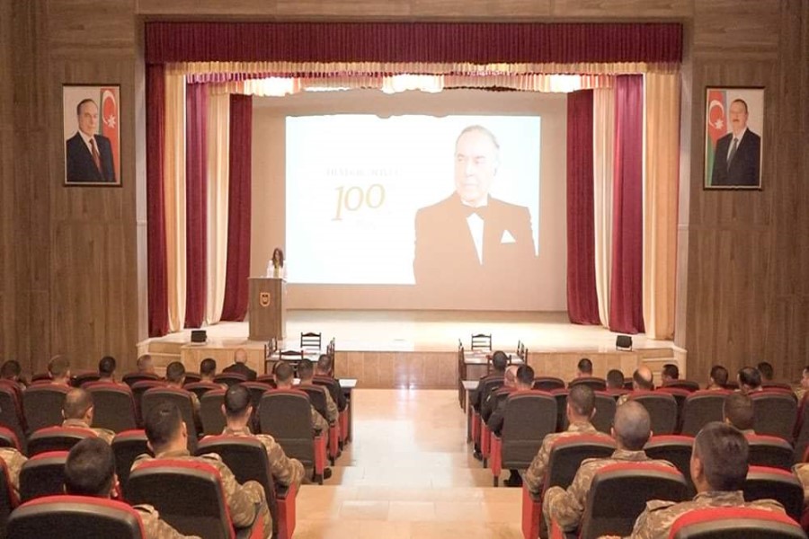 ƏÜO-da Ulu Öndərin 100-cü ildönümü və cənab İlham Əliyevin Prezident seçilməsinin 20 illiyi ilə bağlı tədbirlər keçirilir - VİDEO