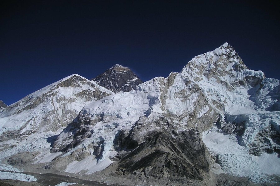 Everest artıq ən hündür deyil: alimlər ondan 100 dəfə hündür “nəhənglər” tapıblar