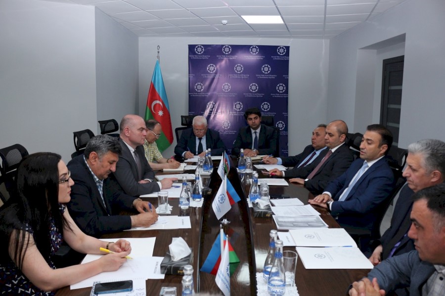 Müharibədə yaralanmış hərbçilərin əlilliyinin qiymətləndirilməsinə dair müzakirə keçirilib - FOTO
