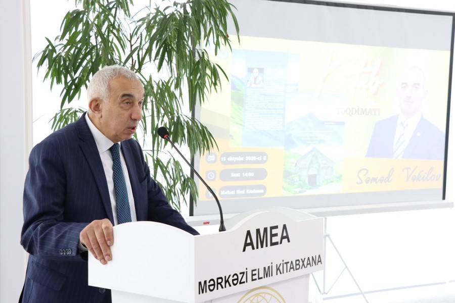 “Bu kitab Qərbi Azərbaycan gerçəkliklərini sənədlərlə təqdim edir” – Professor