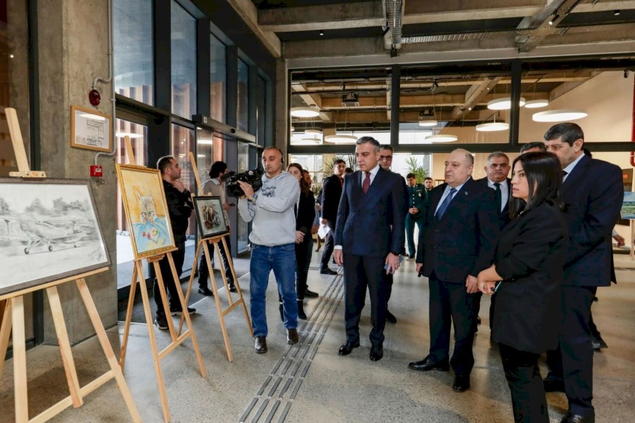 Xocalı soyqırımının 31-ci ildönümü ilə əlaqədar şəhid Murad Məmmədovun əl işlərindən ibarət sərgi keçirilib - FOTO