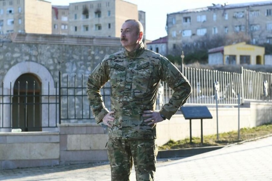 İlham Əliyev Şuşada tikinti və bərpa işləri ilə tanış oldu