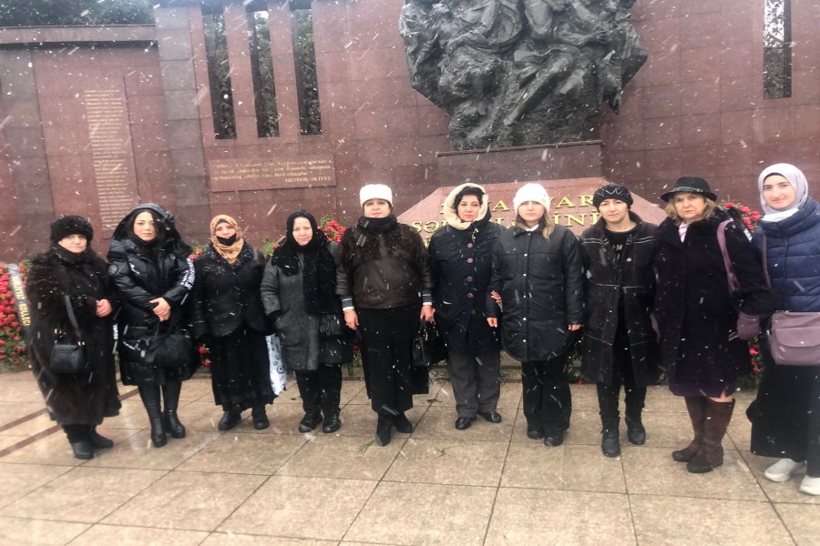 Xanım QHT rəhbərləri 20 Yanvar abidəsini ziyarət edib, dünya birliyinə müraciət etdilər
