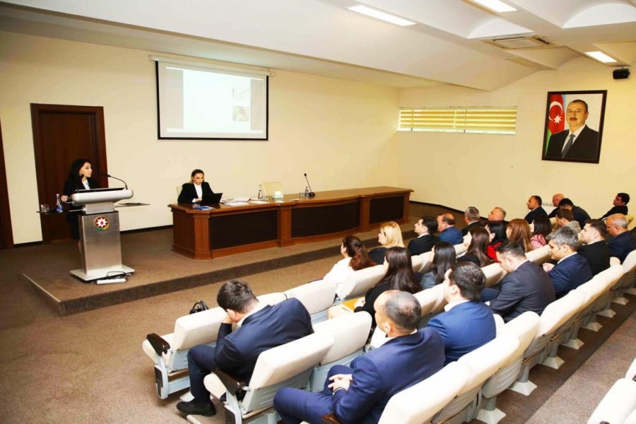 İnstitutun təlimçi-ekspertləri Xətai Rayon İcra Hakimiyyətinin əməkdaşları üçün təlim keçiblər