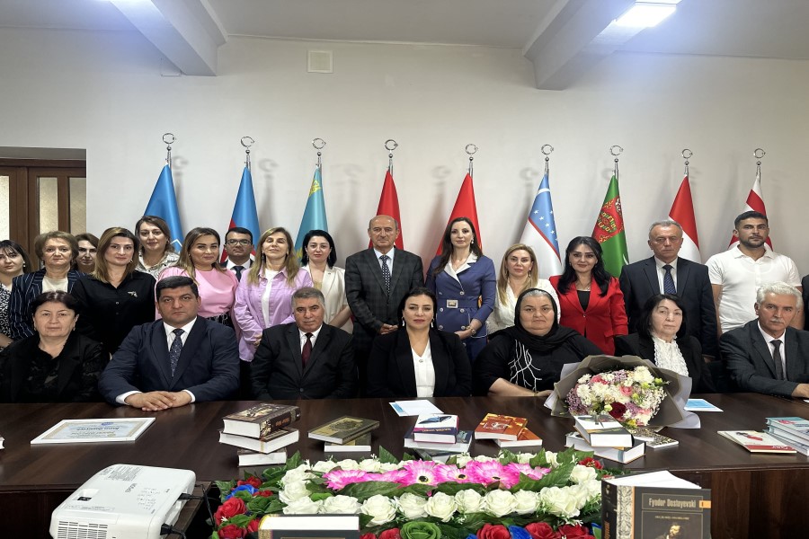 QHT sədri Tünzalə Abduləlimova Ramiz Qusarçaylını təltif edib - FOTOLAR