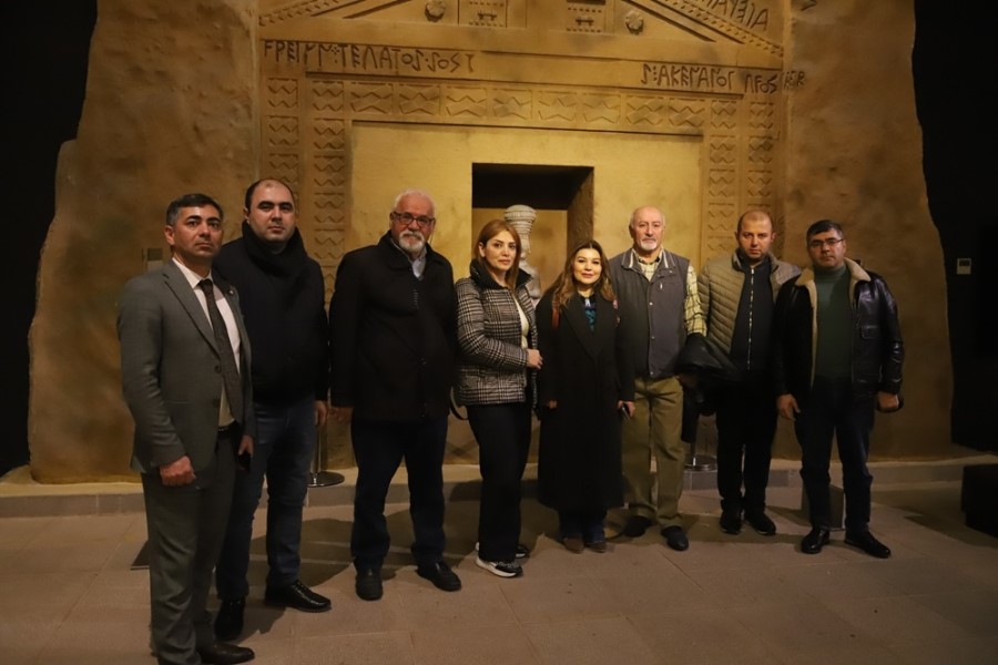 Mediatorlar Ankarada Anadolu Mədəniyyətləri Muzeyini ziyarət edib - FOTOLAR