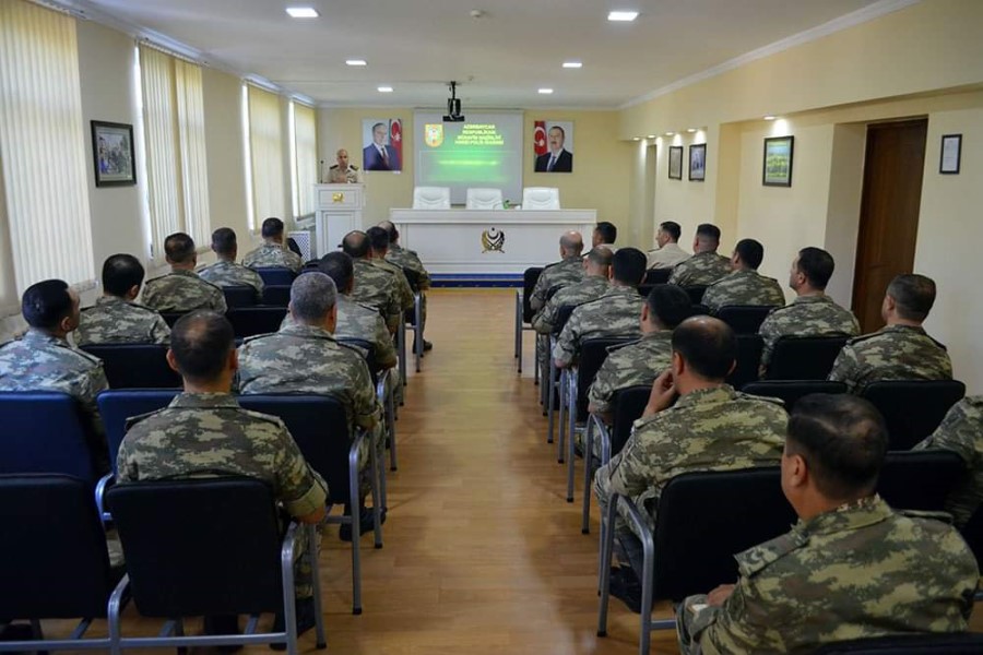 Hərbi Polis İdarəsində seminar keçirilib