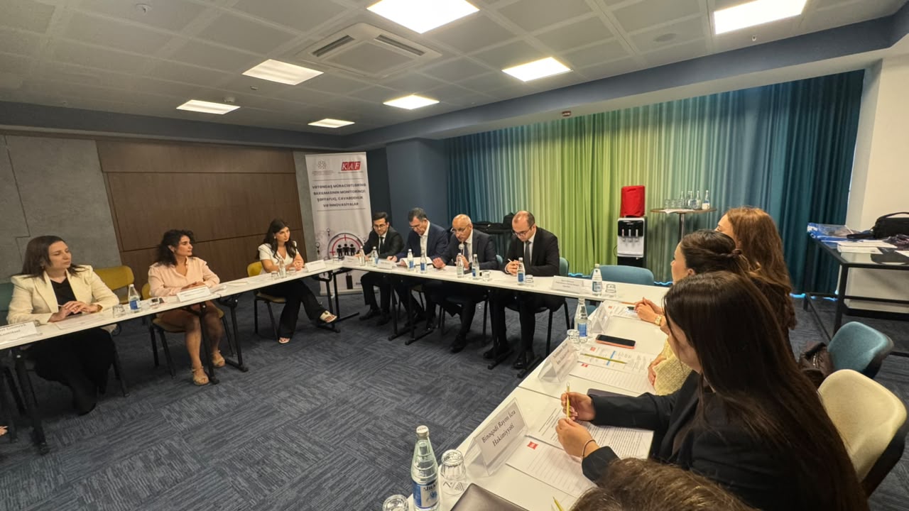 Vətəndaş müraciətlərinə baxılması ilə bağlı ictimai müzakirə keçirilir