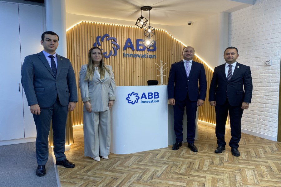 Təhsilin İnkişafı Fondunun nümayəndə heyəti ABB Tech Akademiyası və ABB İnnovasiya Mərkəzinin qonağı olub - FOTOLAR