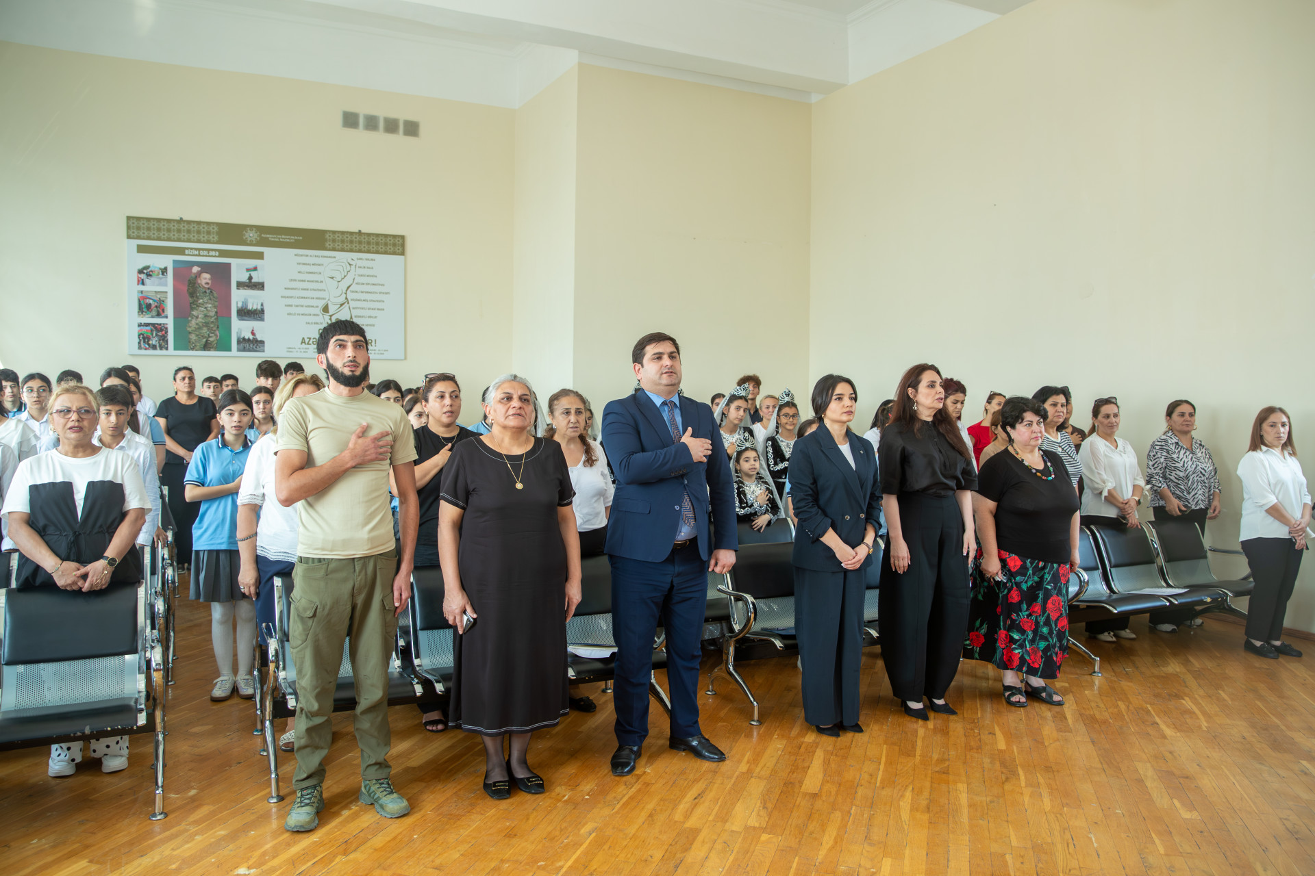 Vətən müharibəsi əlillərinin məktəblilərlə görüşü təşkil edilib