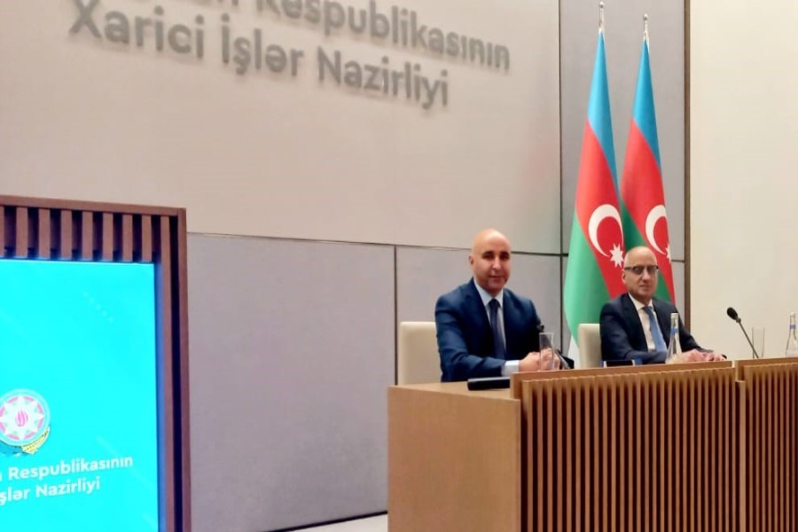 Əliməmməd Nuriyev vətəndaş cəmiyyətinin müəllimlərindən biridir