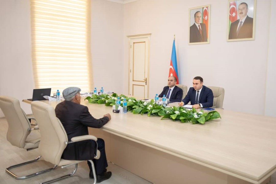 Nazirliyin Aparatının rəhbəri Fuad Musayev Ağdam rayonunda vətəndaşları qəbul edib