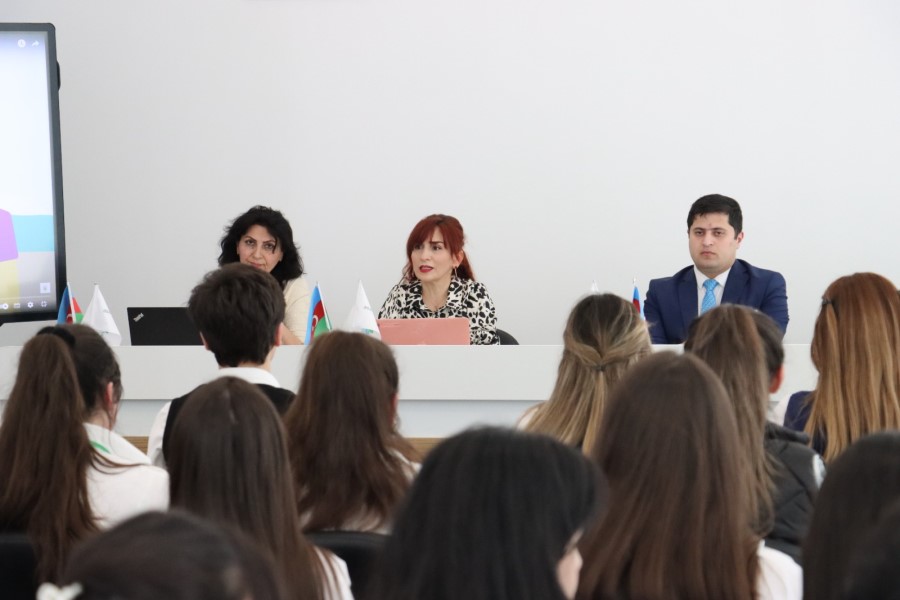 Gəncədə insan alveri ilə mübarizə mövzusunda maarifləndirmə sessiyası keçirilib - FOTOLAR