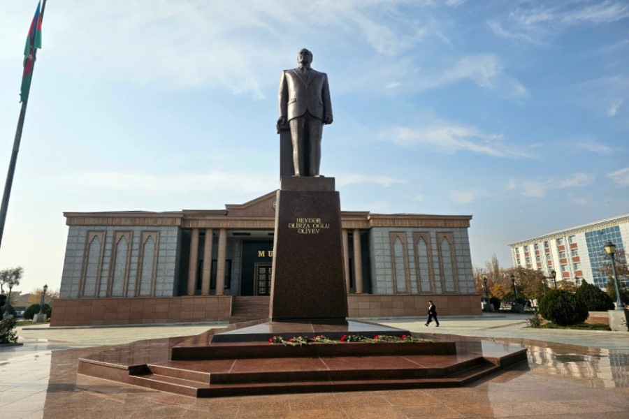 TDT-yə üzv ölkələrin QHT-lərinin həmrəylik forumu işini Naxçıvanda davam etdirir - FOTOLAR