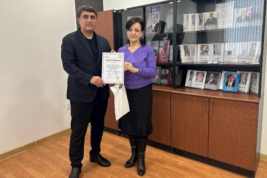 Ruslan Əliyev müharibə veteranının anasını təltif etdi -FOTO