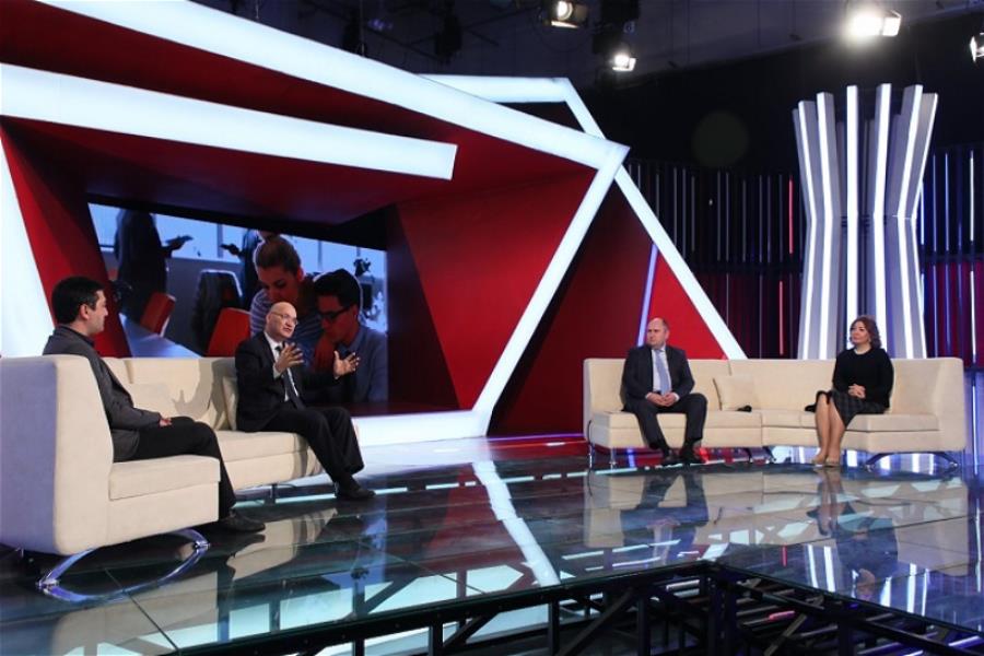 Media islahatları - “Çıxışa doğru”da MÜZAKİRƏ – FOTO – VİDEO