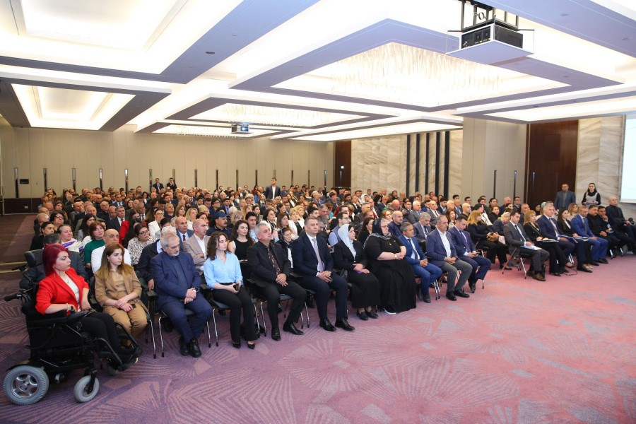 2025-ci il üzrə qrant müsabiqələrinin qalibləri ilə görüş keçirilir