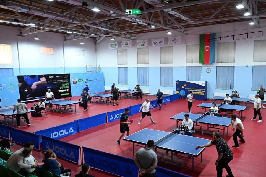 Fövqəladə Hallar Nazirliyinin əməkdaşları stolüstü tennis yarışında uğur qazanıblar
