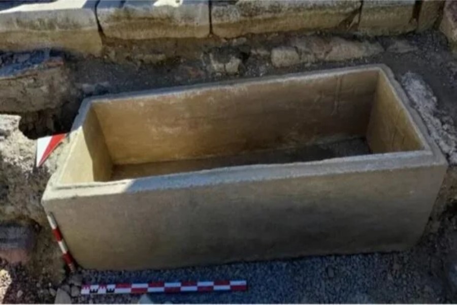 1800 illik məzarda Roma qladiatoru və 12 xristianın qalıqları tapılıb