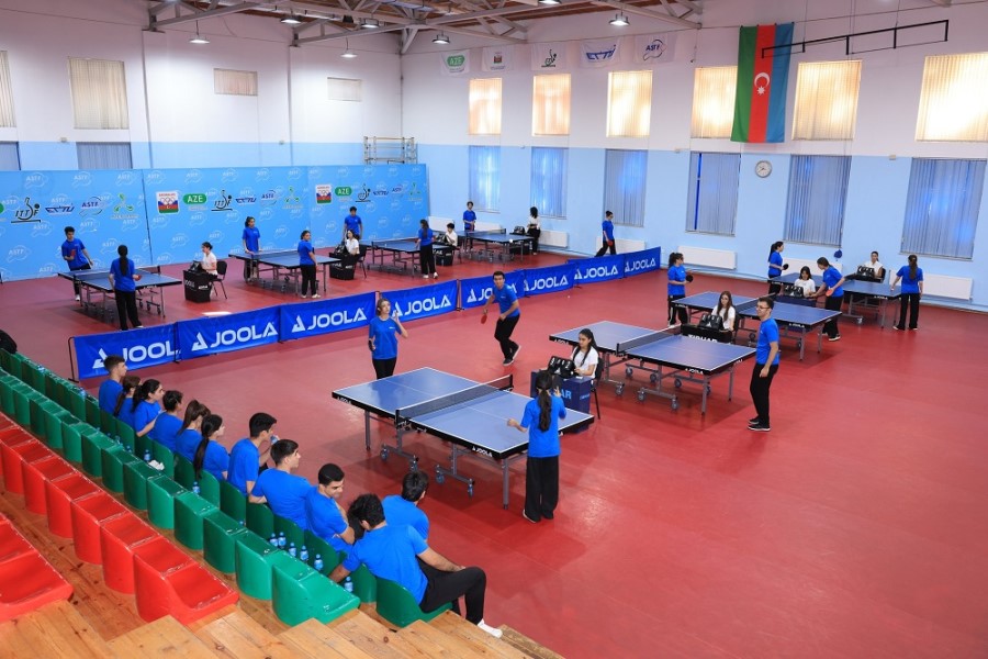 “İdman ayı” çərçivəsində könüllülər üçün stolüstü tennis yarışı təşkil olunub - FOTOLAR