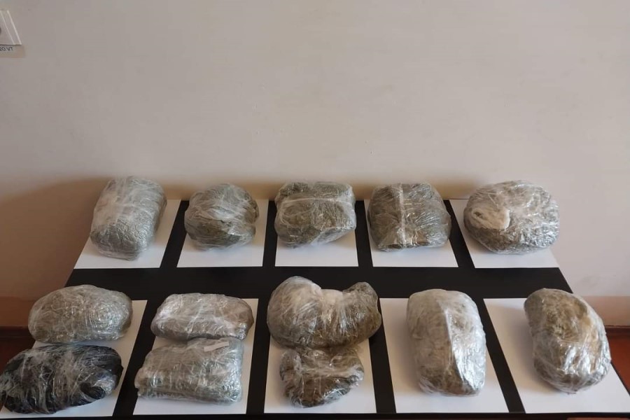 21 kiloqram 745 qram narkotik vasitənin qaçaqmalçılıq yolu ilə İran İslam Respublikasından Azərbaycan Respublikasına keçirilməsinin qarşısı alınıb