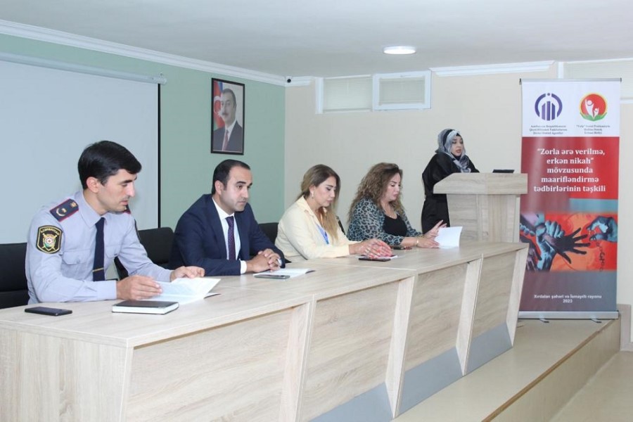 İsmayıllı rayonunda erkən nikah mövzusunda tədbir keçirilib - FOTOLAR