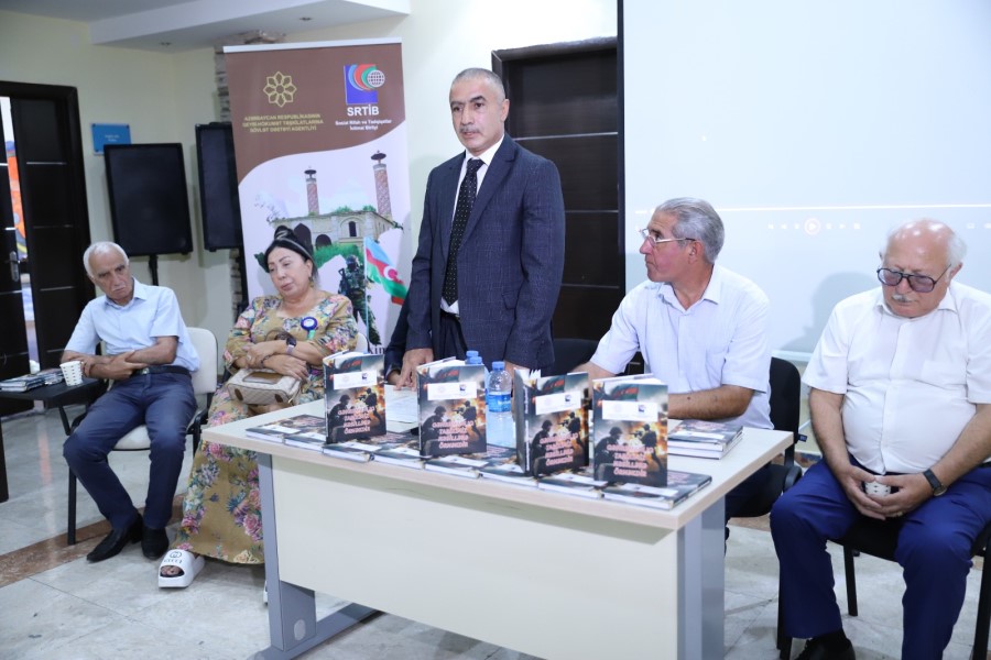 “Qəhrəmanlıq tariximiz nəsillərə örnəkdir” kitabının təqdimatı keçirildi - FOTOLAR