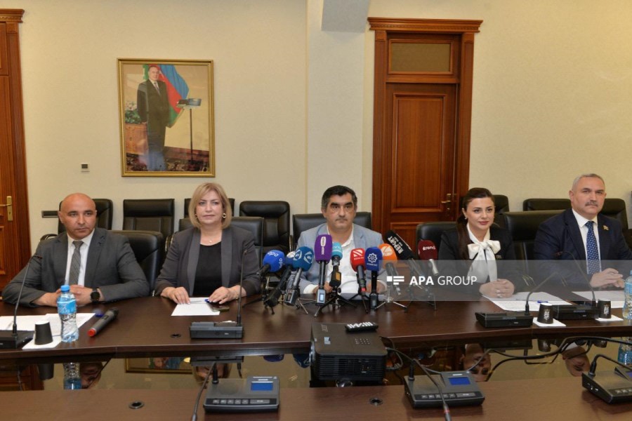 AMQF İH bir illik fəaliyyətinə dair ictimai hesabat verib, qarşıdakı planları açıqlayıb - FOTOLAR