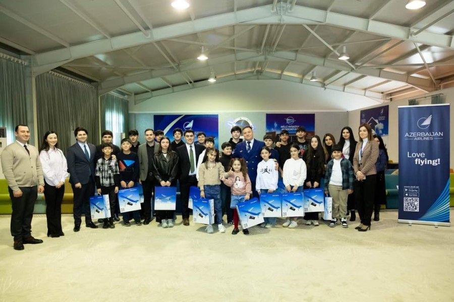 Şəhid övladları və ailə üzvləri Milli Aviasiya Akademiyasında olublar