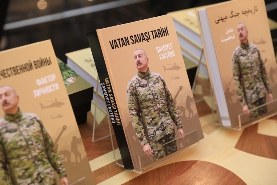 “Vətən müharibəsi tarixi – Şəxsiyyət faktoru” kitabının gənclərlə tanışlığı tədbiri - FOTOLAR / VİDEO