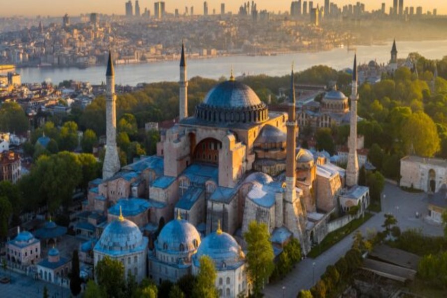 Ayasofya Məscidinin günbəzində əhatəli bərpa işləri başlanılıb – FOTOLAR