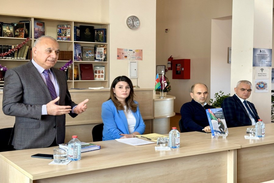 Yeni nəşr Xəzər Universitetində təqdim olundu - FOTOLAR