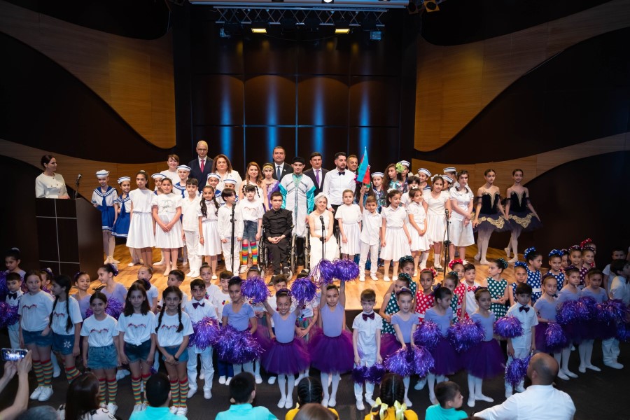 “Sevgi dolu bir ürəyəm" adlı inklüziv konsert təşkil olunub - FOTOLAR