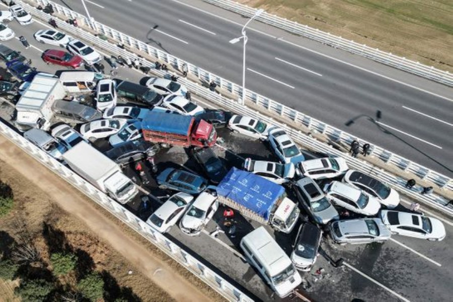 Çində 200 avtomobil toqquşub, 1 nəfər ölüb - ÖZƏL