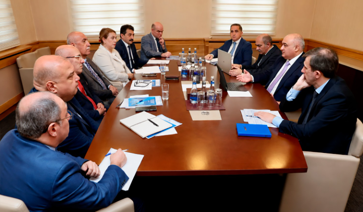 İctimai Şura üzvləri ilə 2027-ci il üzrə dövlət büdcəsinin və icmal büdcənin layihələri müzakirə edilib